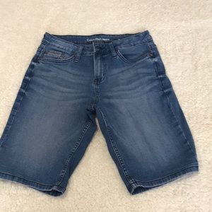 Calvin Klein stretch ”city” shorts size 4